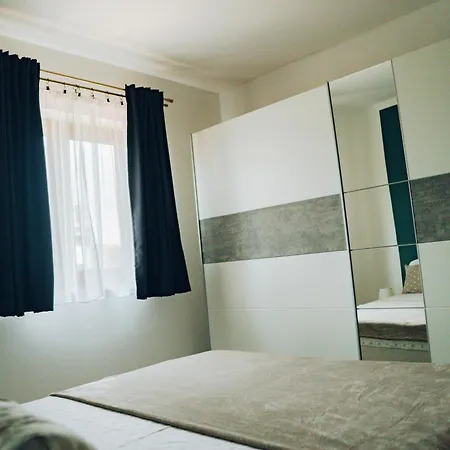Euphemia Apartment Kukci